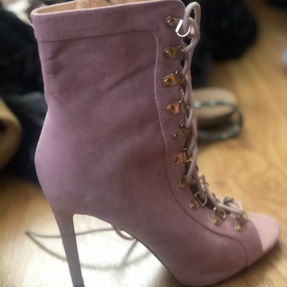 Shoes - Picture 2 of 2